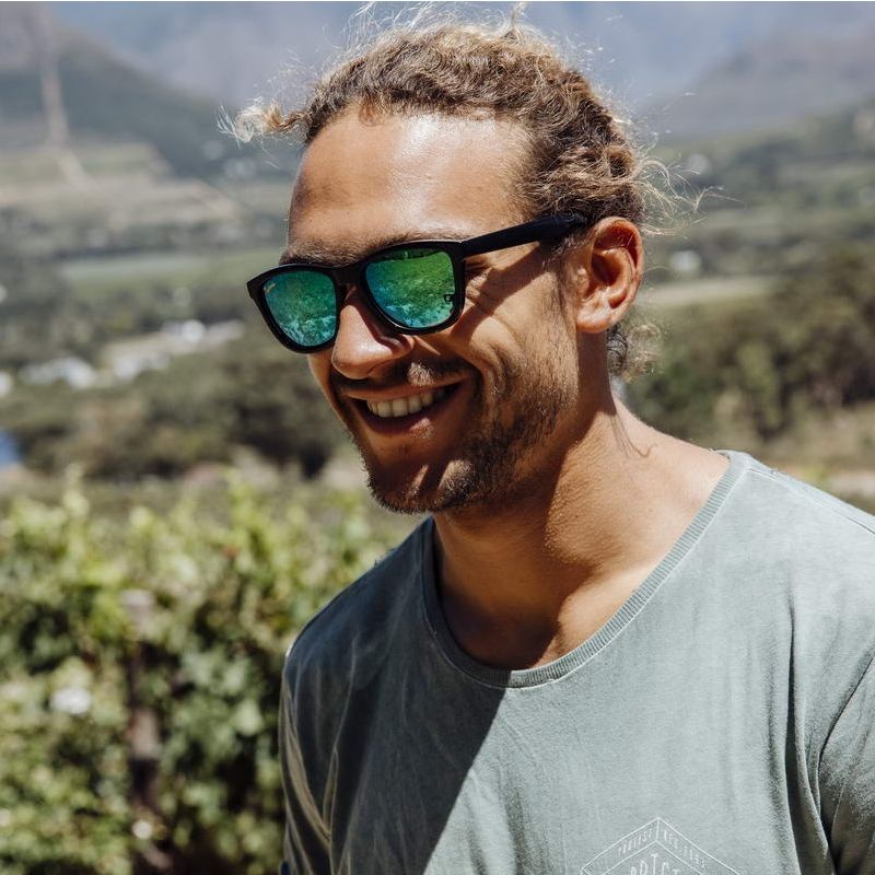 Wayfairer Sonnenbrille von Capraia - Durella